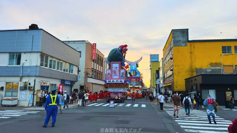 立佞武多の開催前の雰囲気